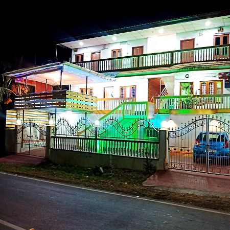 White Pearl Homestay 포트블레어 외부 사진