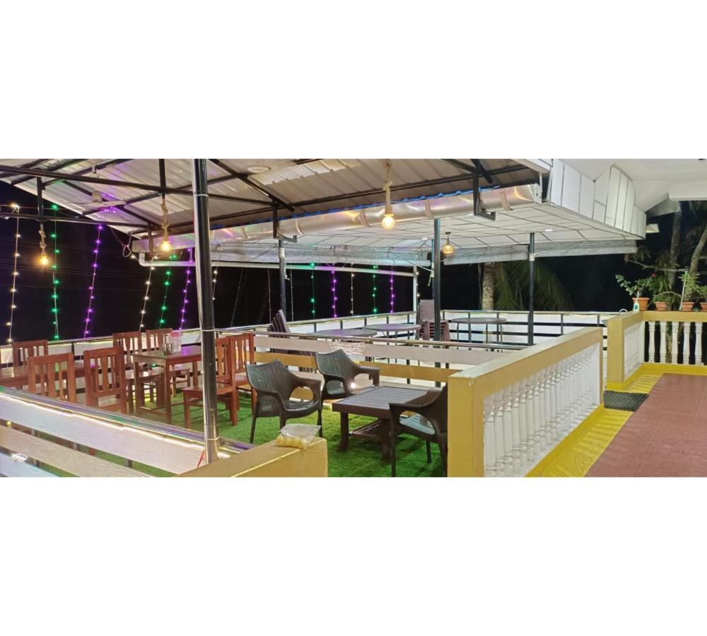 White Pearl Homestay 포트블레어 외부 사진